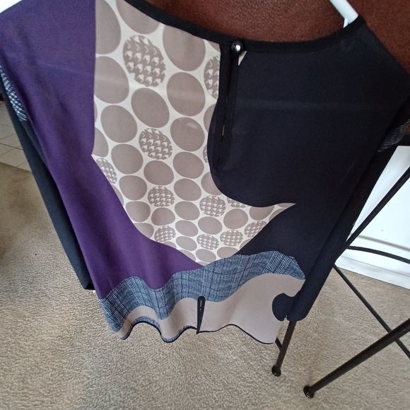 Bali Corp. Womens Size XL Art Deco Lady Silhouette with gold beaded jewelry - Picture 6 of 8